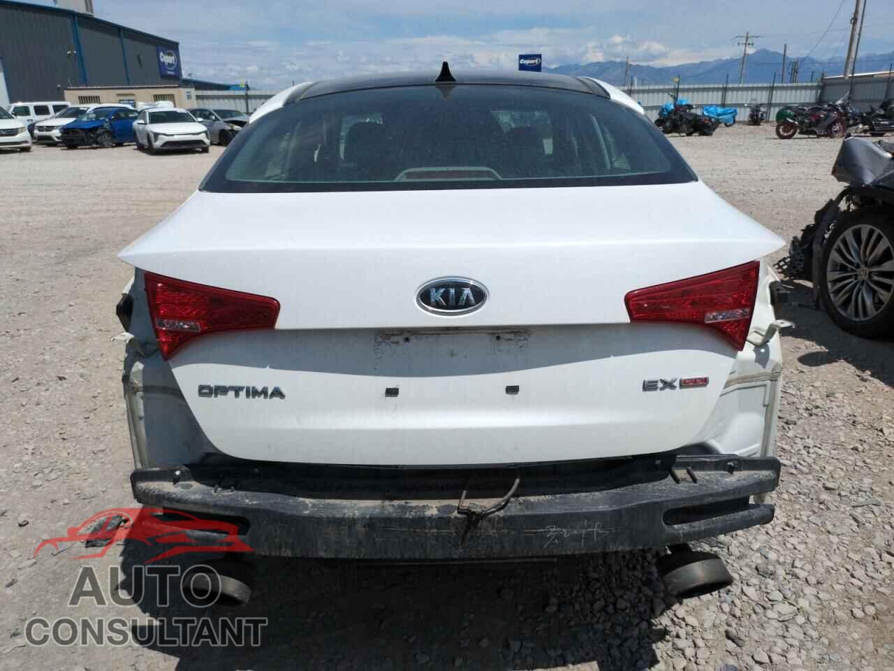 KIA OPTIMA 2011 - KNAGN4A78B5128086