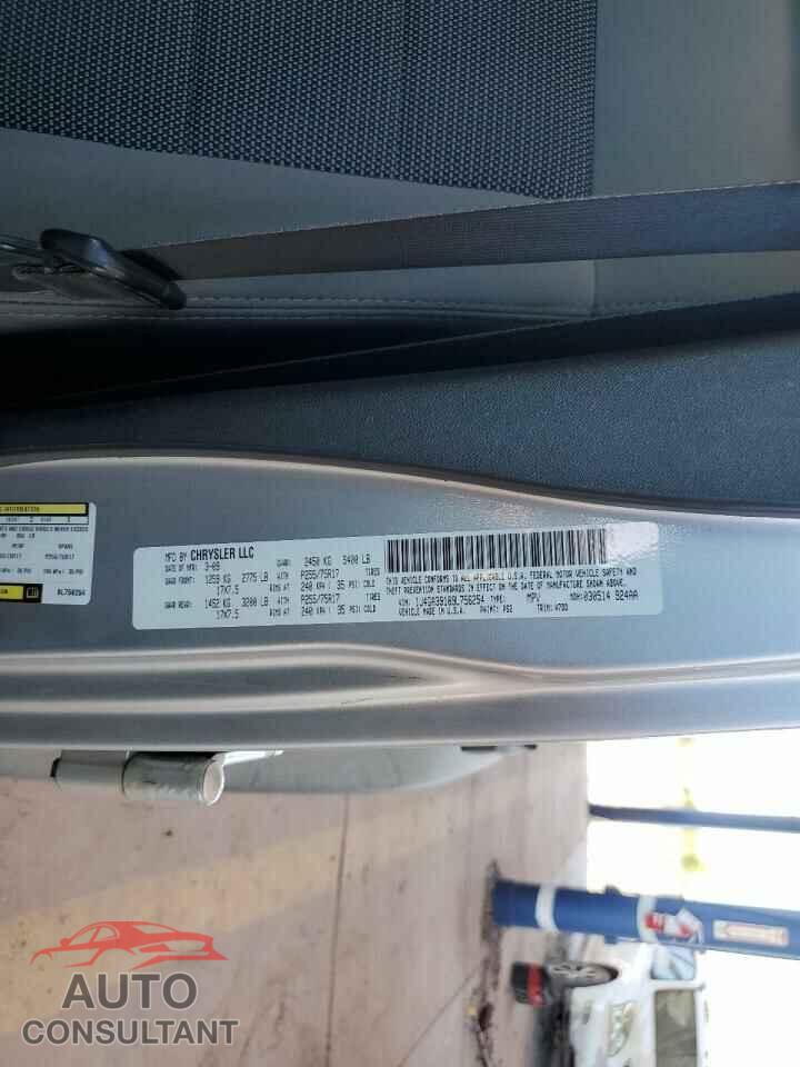 JEEP WRANGLER 2009 - 1J4GA39189L756254