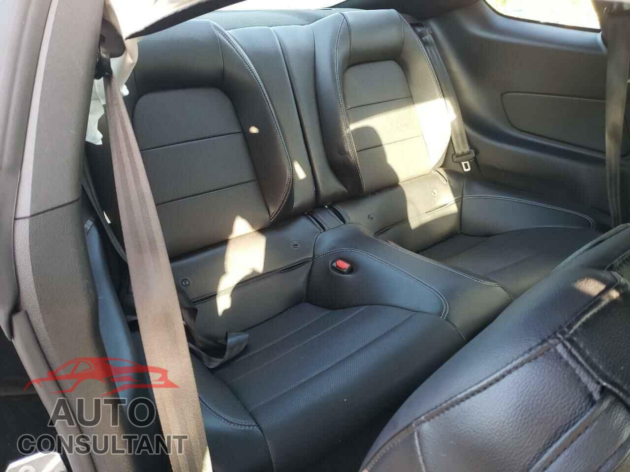 FORD MUSTANG 2021 - 1FA6P8CF2M5124645