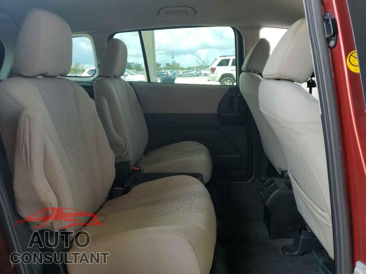 MAZDA 5 2012 - JM1CW2BL1C0100837
