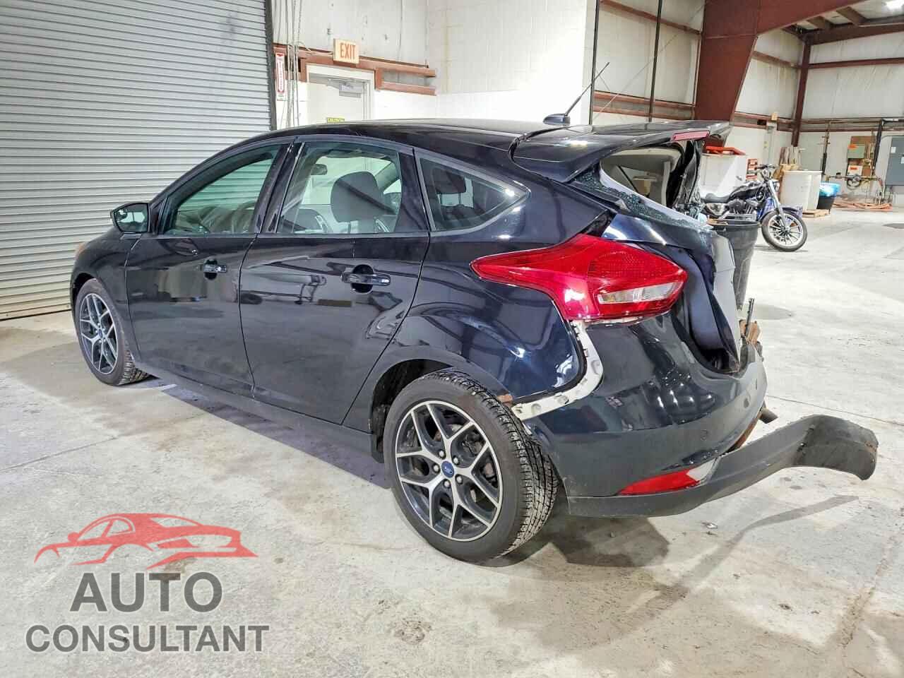 FORD FOCUS 2017 - 1FADP3M20HL330604