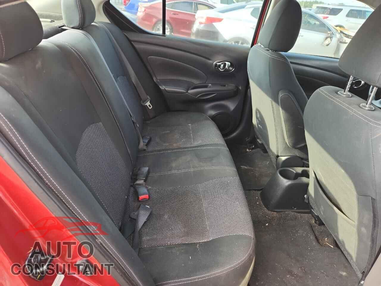 NISSAN VERSA 2019 - 3N1CN7AP3KL846909