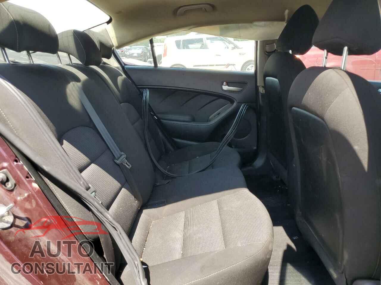 KIA FORTE 2017 - 3KPFK4A74HE081384