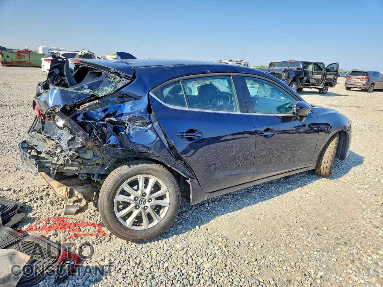 MAZDA 3 2015 - 3MZBM1M76FM179139
