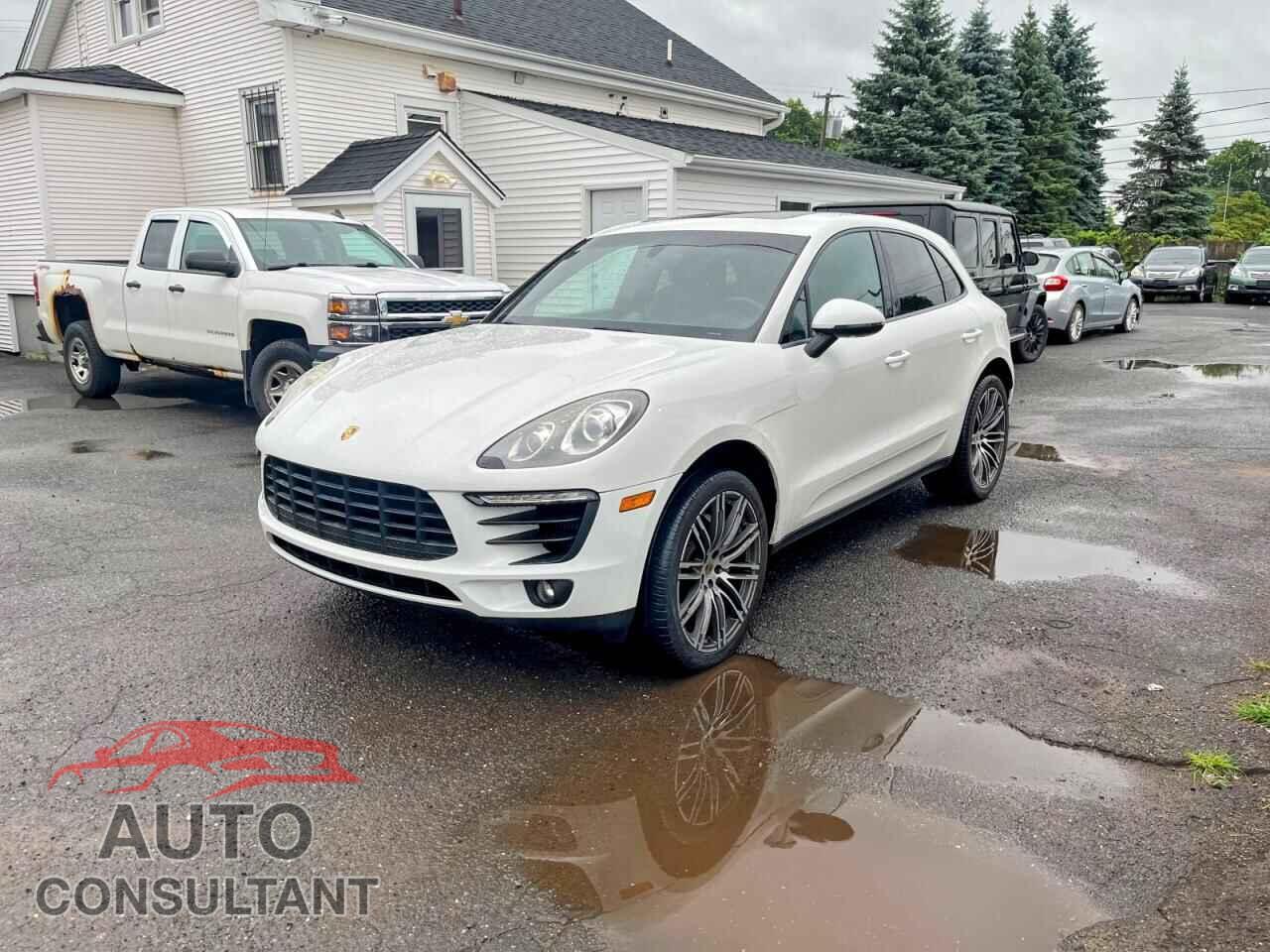 PORSCHE MACAN 2015 - WP1AB2A59FLB63160