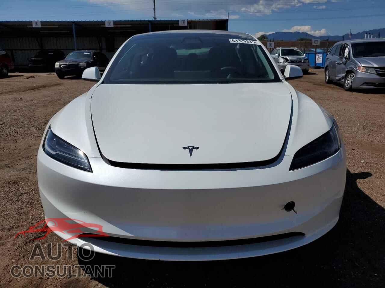TESLA MODEL 3 2024 - 5YJ3E1EB4RF817680