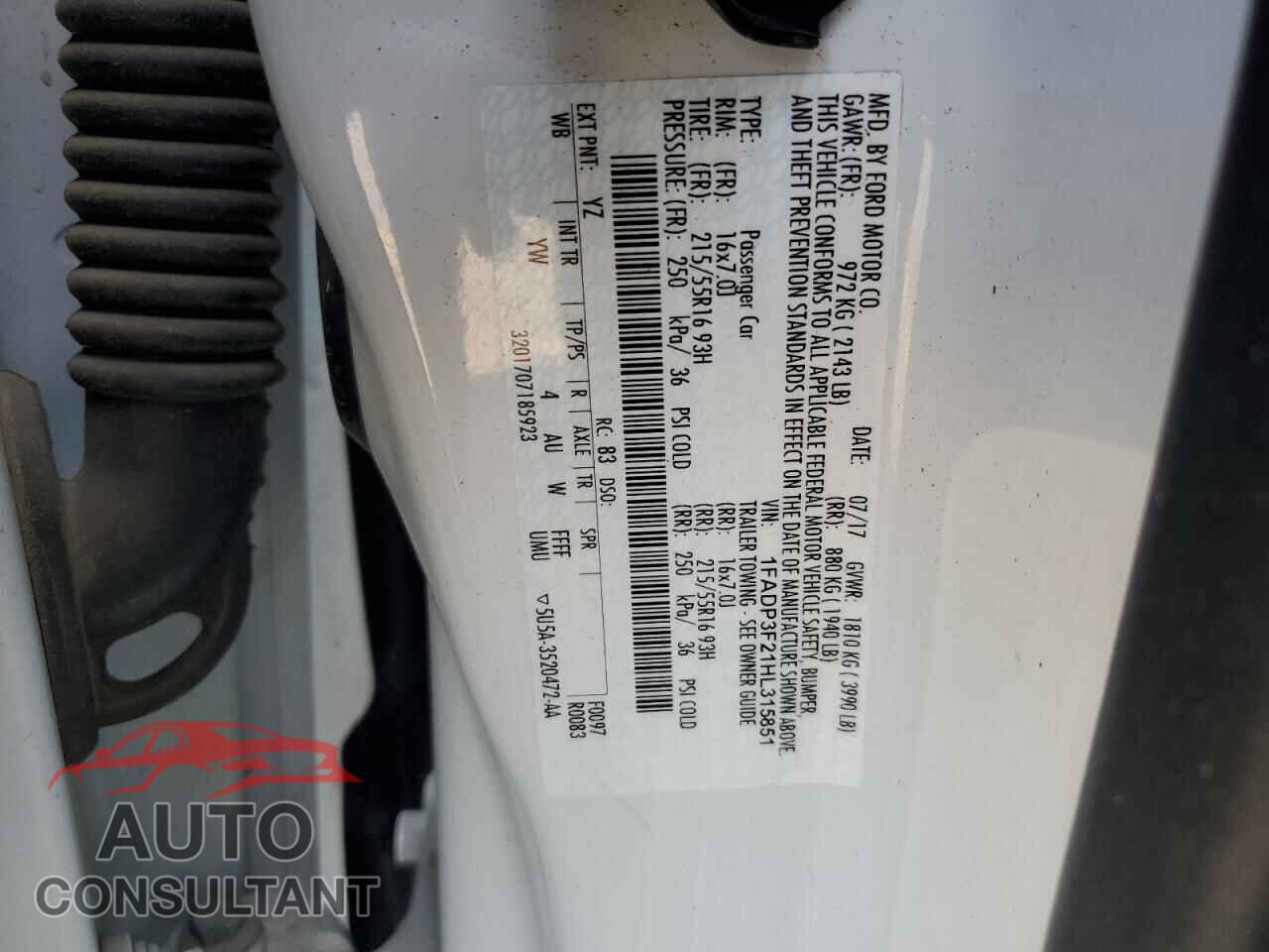 FORD FOCUS 2017 - 1FADP3F21HL315851