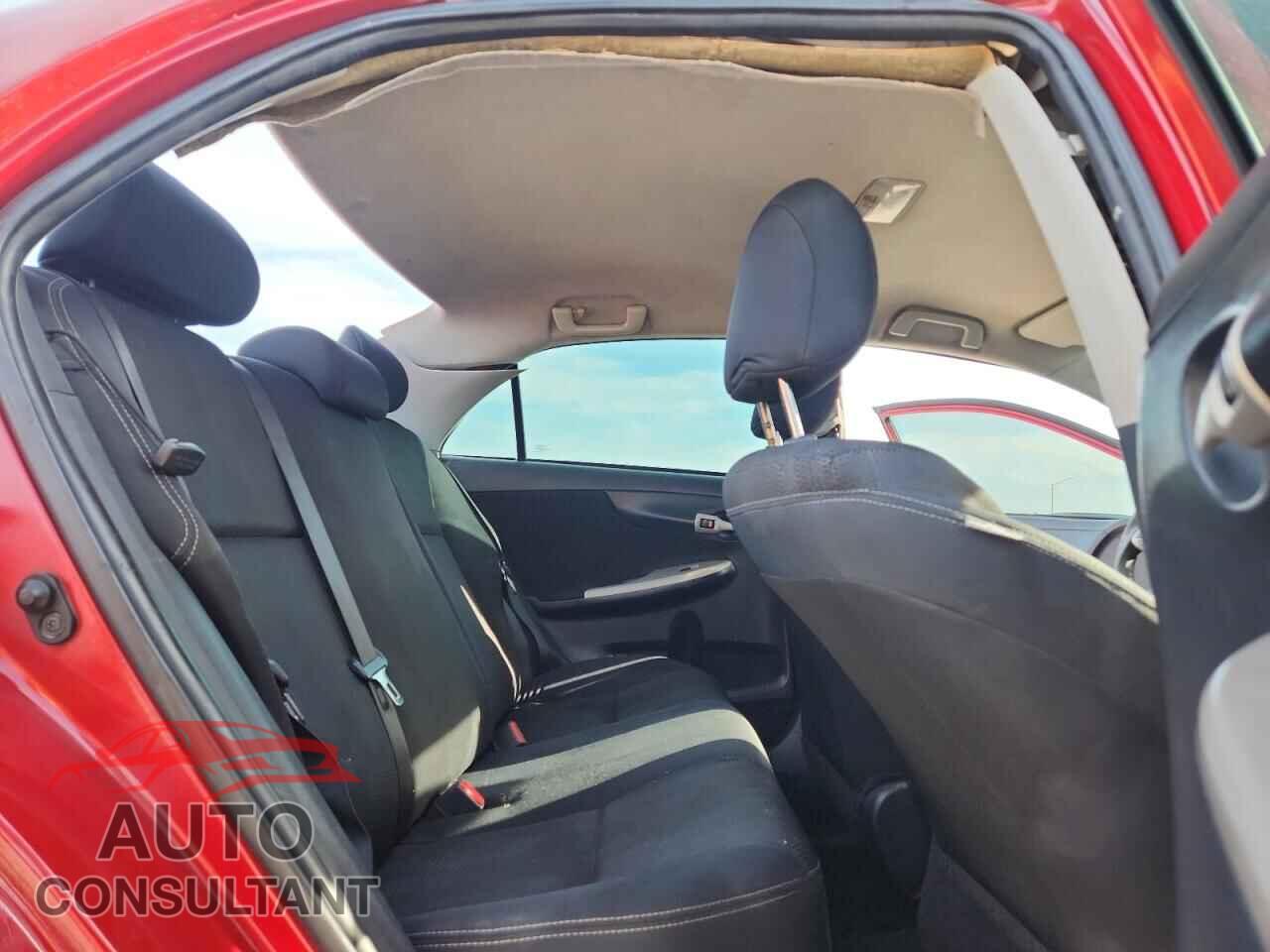 TOYOTA COROLLA 2013 - 2T1BU4EEXDC942271