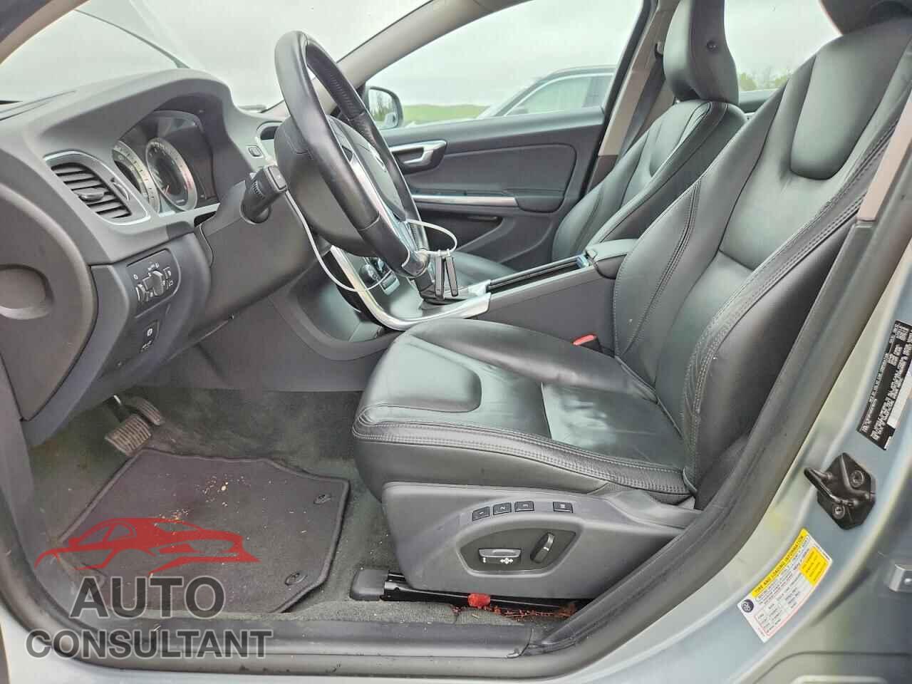 VOLVO S60 2013 - YV1612FH0D2183114