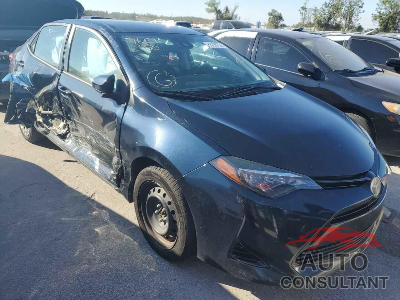 TOYOTA COROLLA 2018 - 5YFBURHE7JP751041