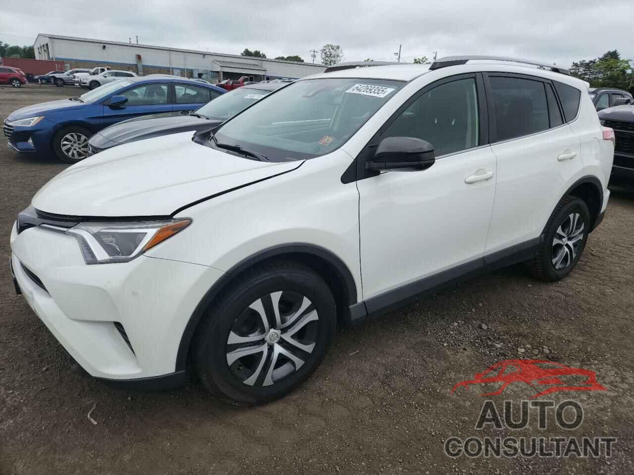 TOYOTA RAV4 2017 - JTMBFREV3HJ136385