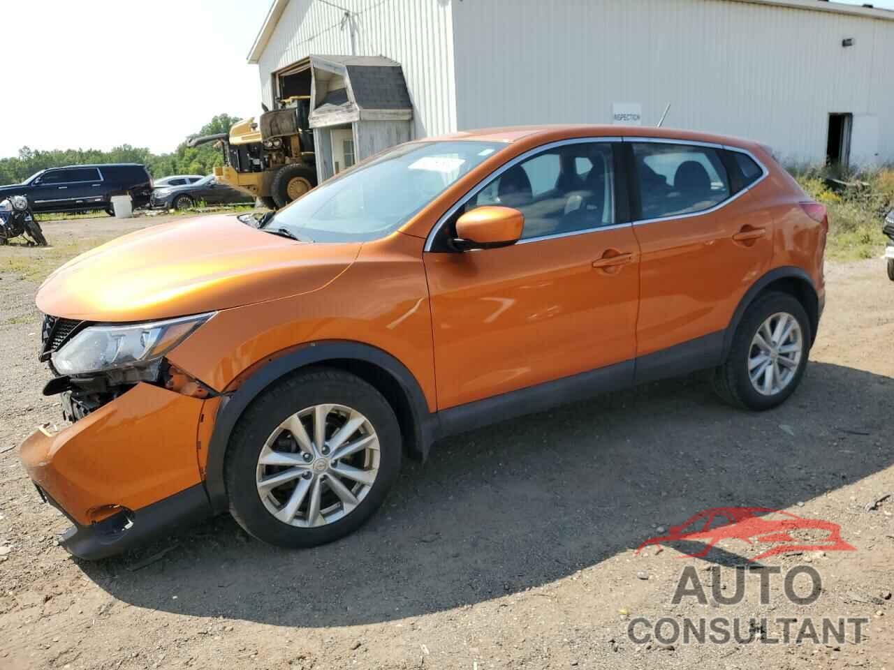 NISSAN ROGUE 2017 - JN1BJ1CR1HW106331