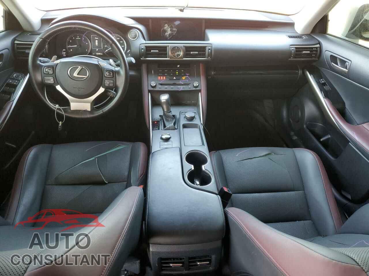 LEXUS IS 2020 - JTHAA1D20L5107896