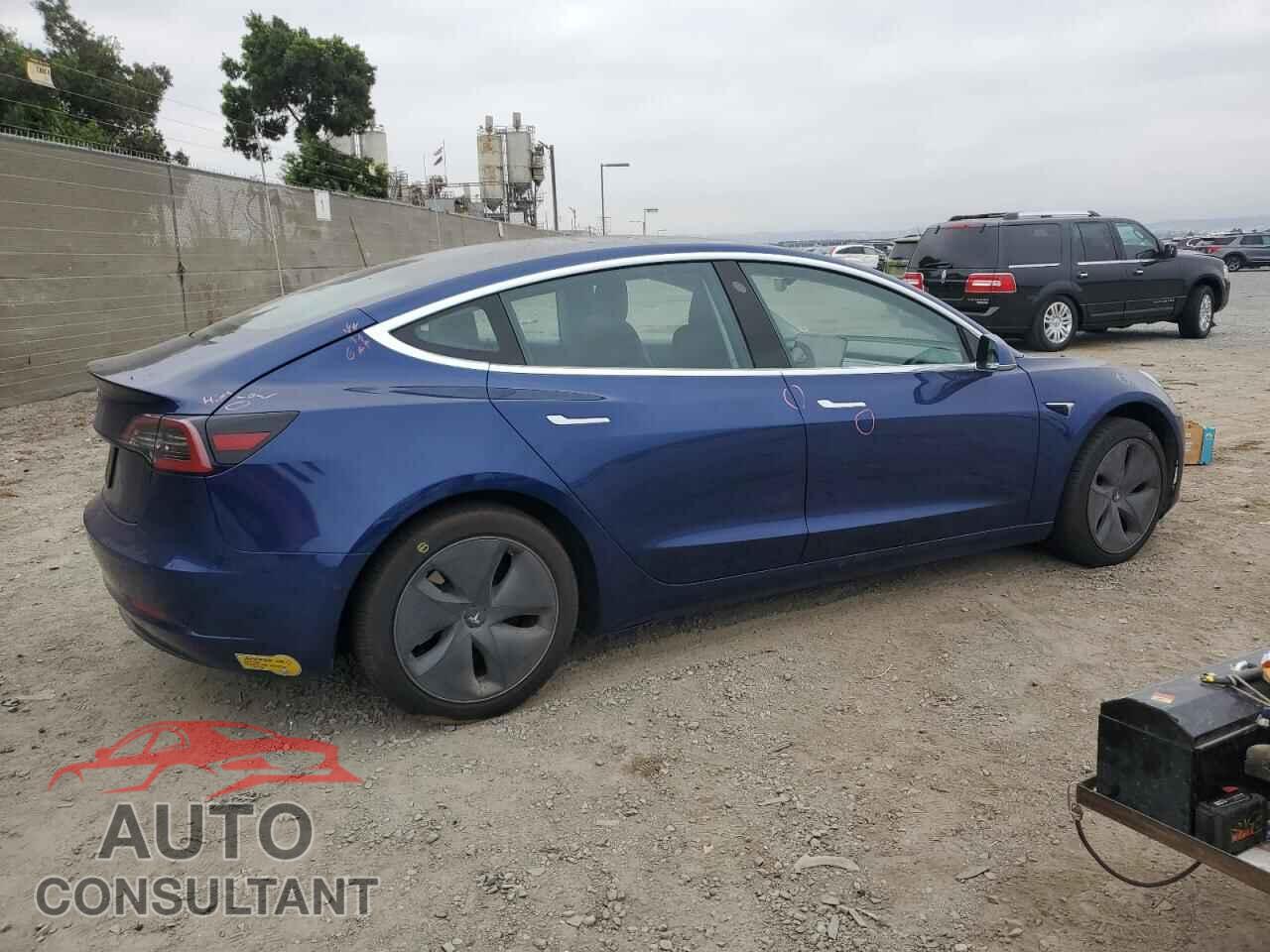 TESLA MODEL 3 2020 - 5YJ3E1EA3LF796917