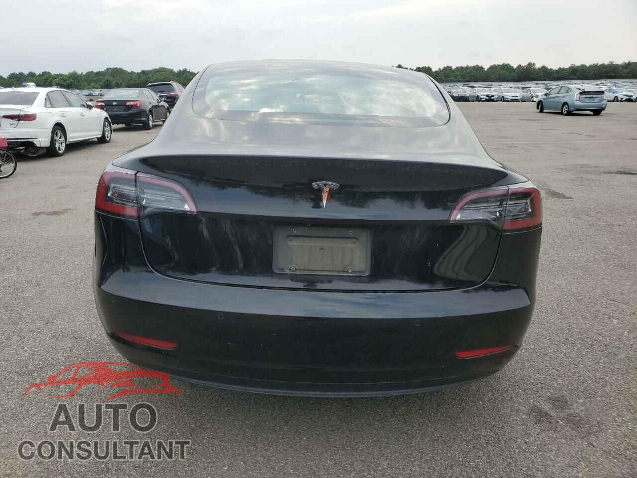 TESLA MODEL 3 2019 - 5YJ3E1EA1KF486294