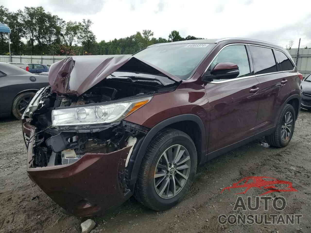 TOYOTA HIGHLANDER 2019 - 5TDKZRFH3KS359245