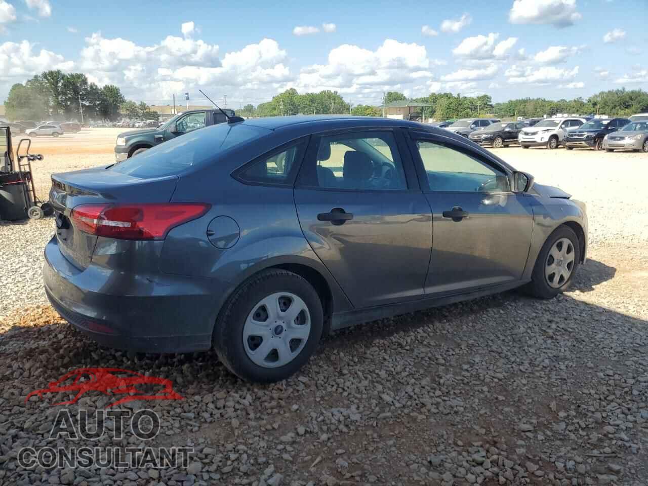 FORD FOCUS 2018 - 1FADP3E26JL238448