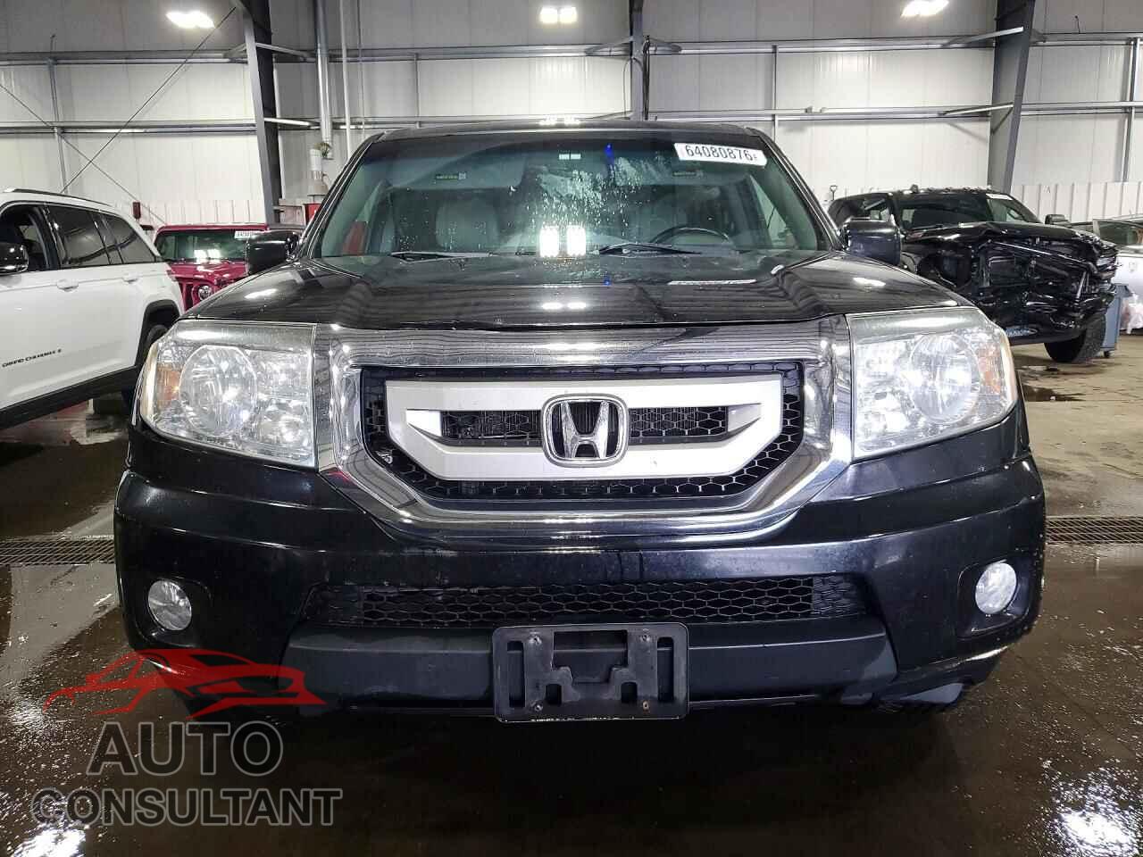 HONDA PILOT 2011 - 5FNYF4H98BB080910