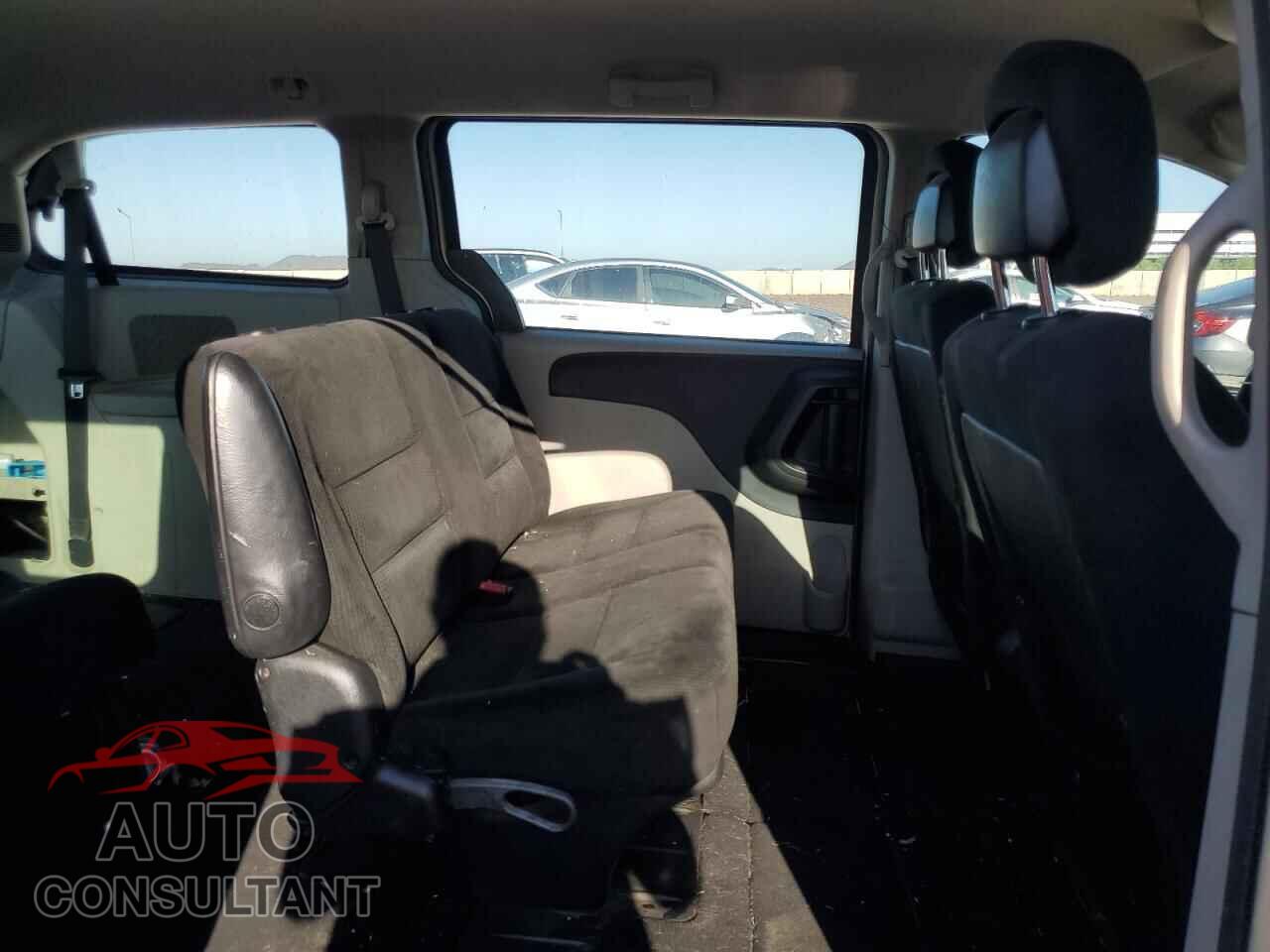 DODGE CARAVAN 2015 - 2C4RDGBG7FR600205