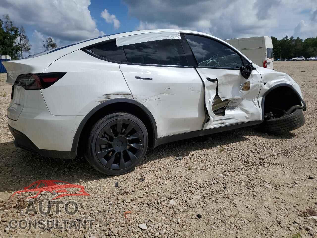TESLA MODEL Y 2022 - 7SAYGDEE0NF447238