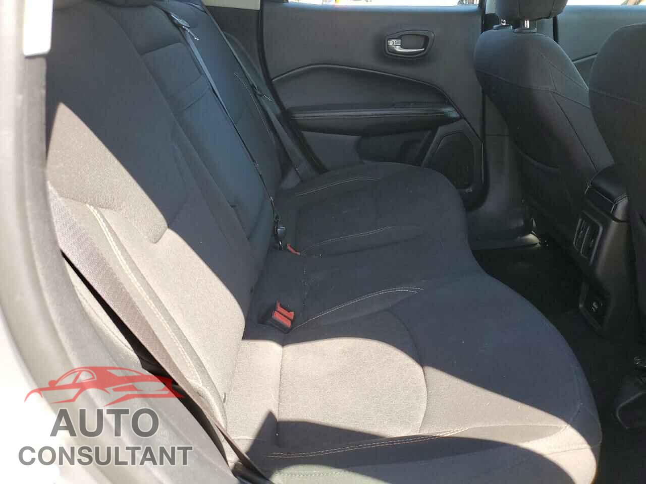 JEEP COMPASS 2020 - 3C4NJDAB0LT135402