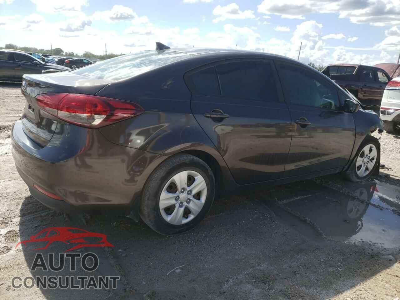 KIA FORTE 2017 - 3KPFK4A79HE102181