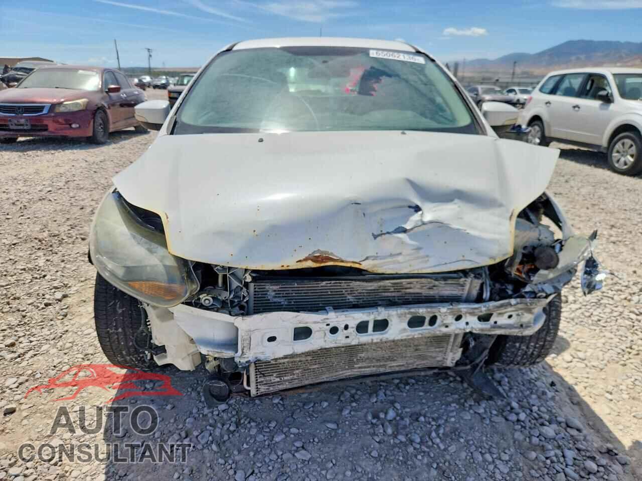 FORD FOCUS 2013 - 1FADP3N23DL335191
