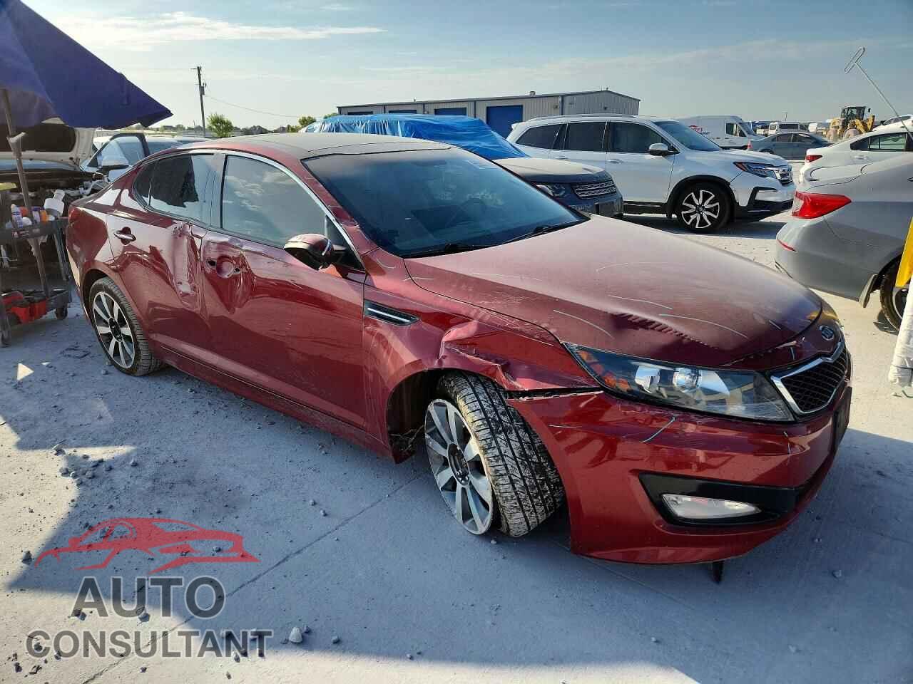 KIA OPTIMA 2012 - 5XXGR4A68CG082299