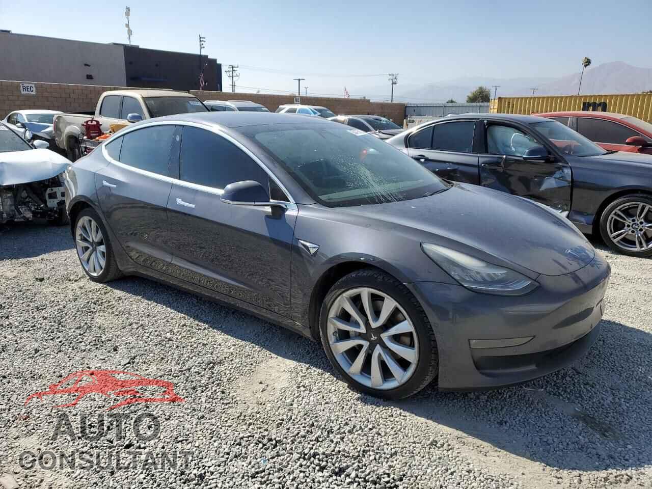 TESLA MODEL 3 2019 - 5YJ3E1EB3KF212295