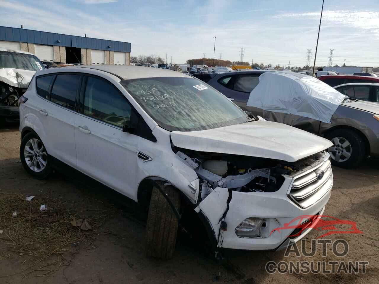 FORD ESCAPE 2017 - 1FMCU0GD5HUE70020