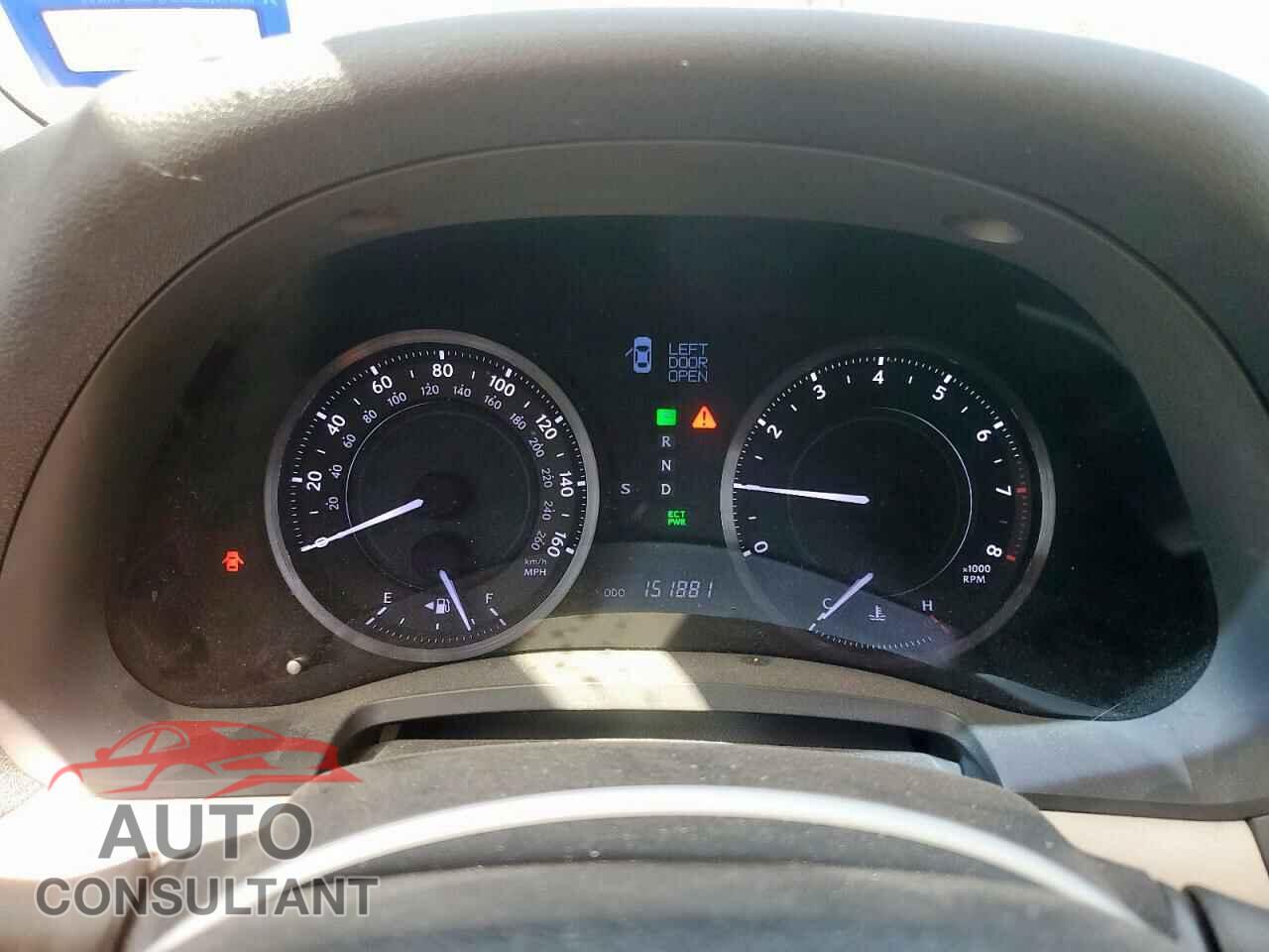 LEXUS IS 2012 - JTHFF2C23C2526552