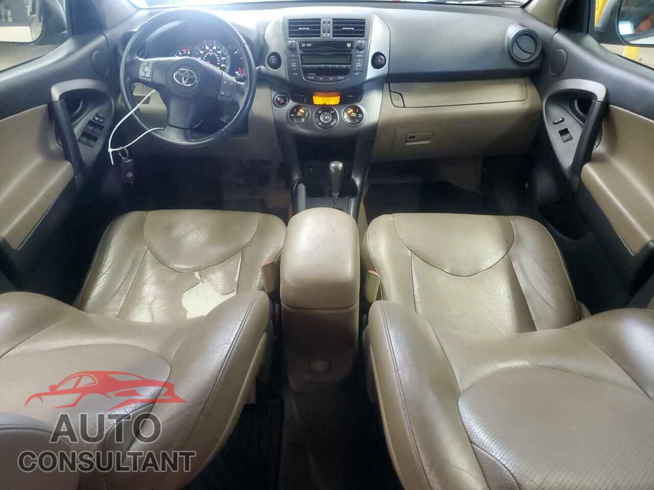 TOYOTA RAV4 2011 - 2T3DF4DV8BW089652