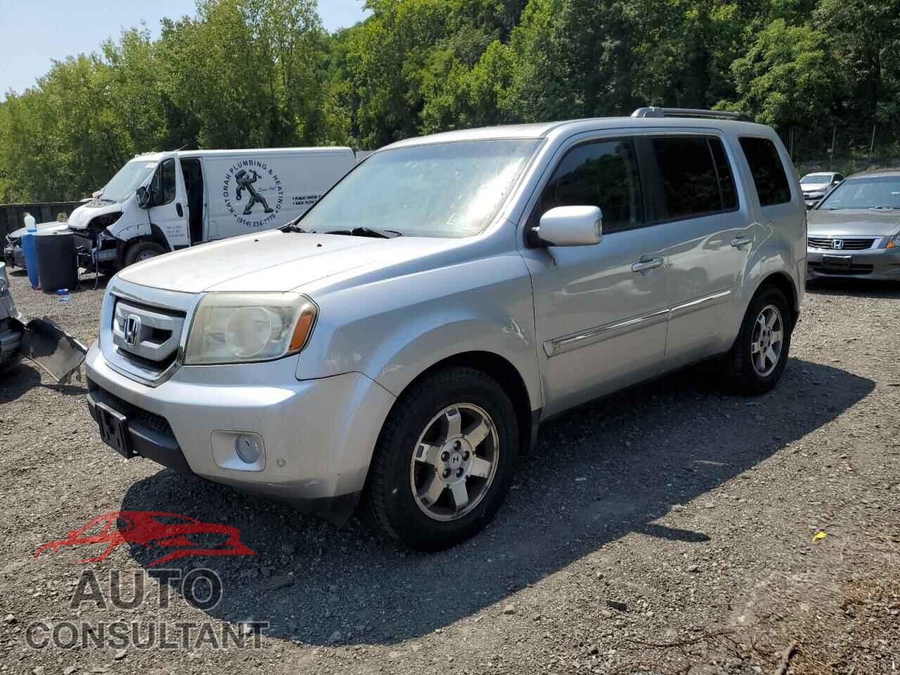 HONDA PILOT 2011 - 5FNYF4H96BB018714