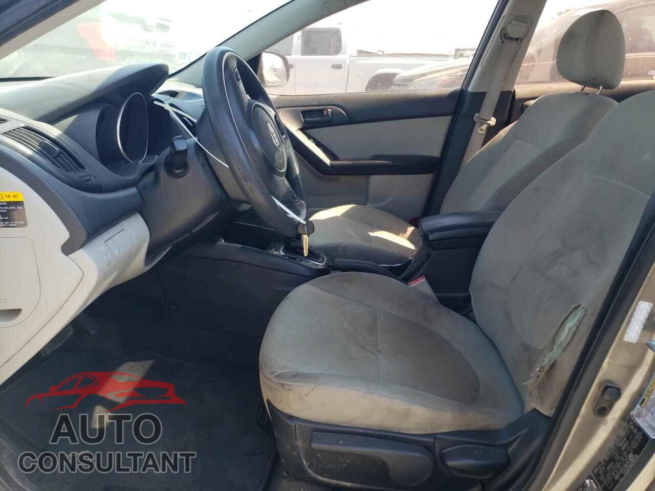 KIA FORTE 2011 - KNAFU4A29B5406335