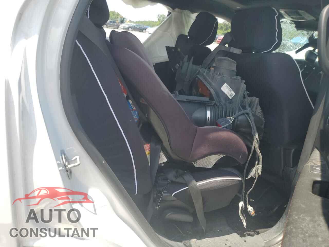 DODGE DURANGO 2018 - 1C4RDJDG5JC474650