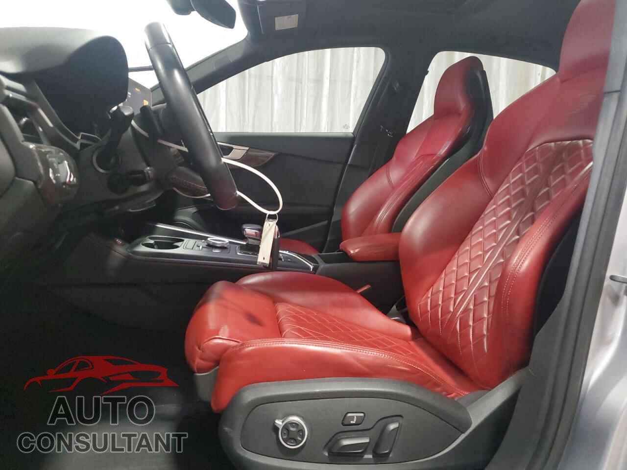 AUDI S4/RS4 2018 - WAUC4AF46JA012454