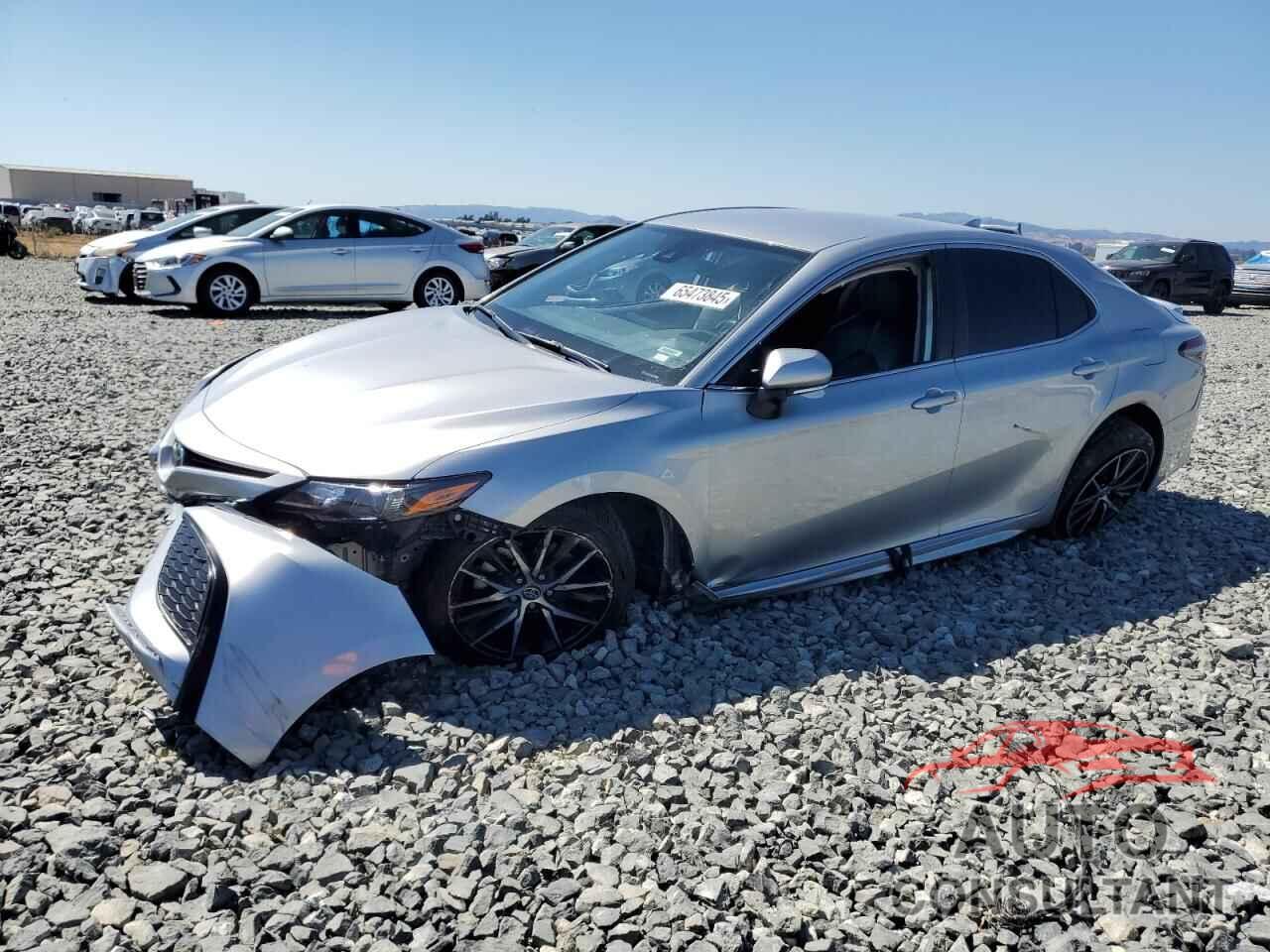 TOYOTA CAMRY 2022 - 4T1G11AK3NU670381