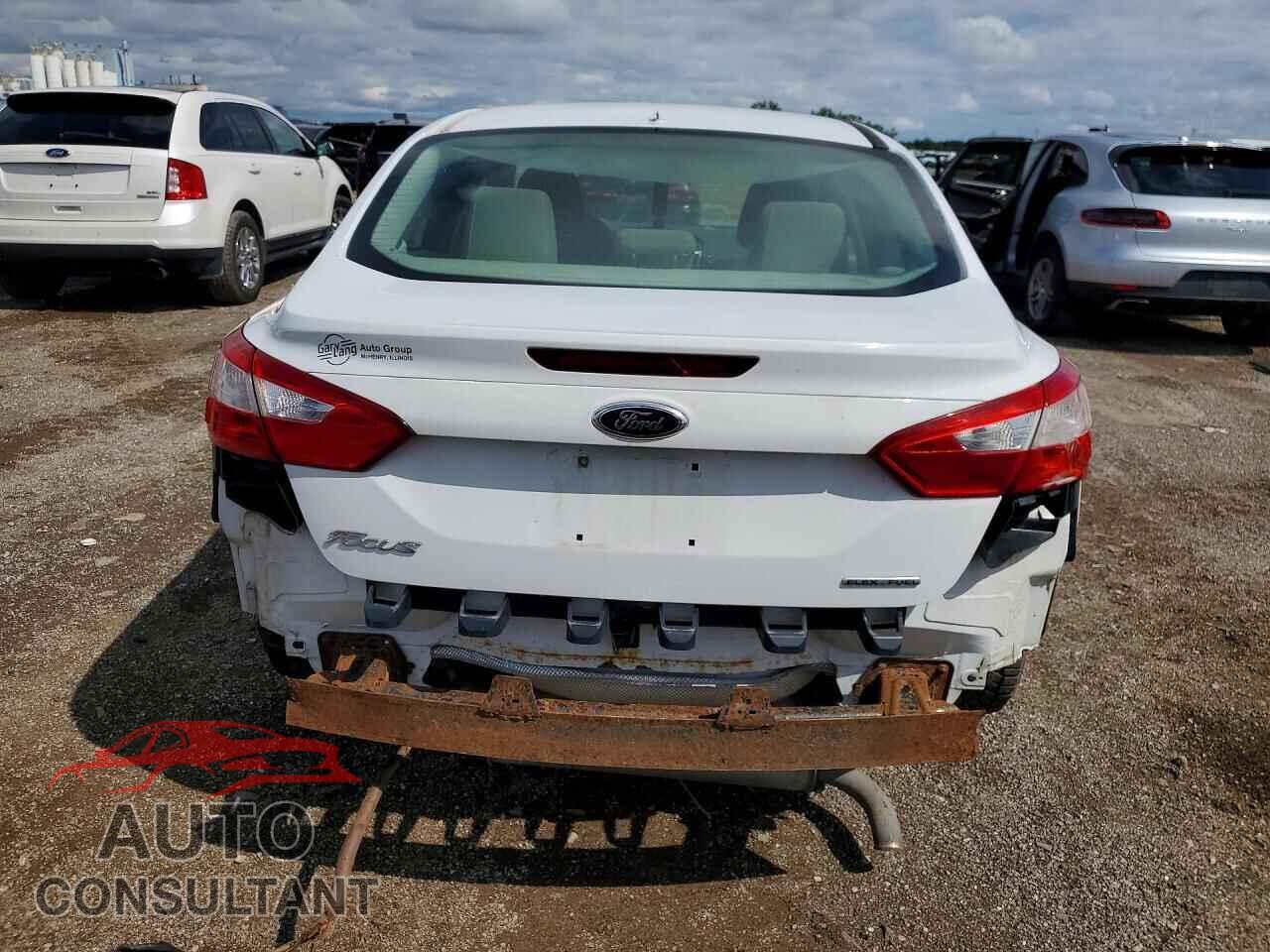 FORD FOCUS 2014 - 1FADP3F24EL286342