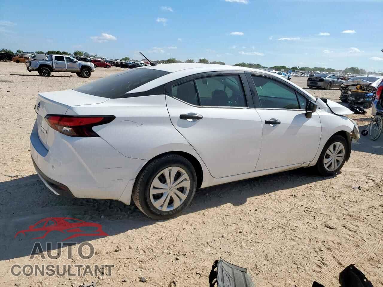 NISSAN VERSA 2021 - 3N1CN8DV7ML854319