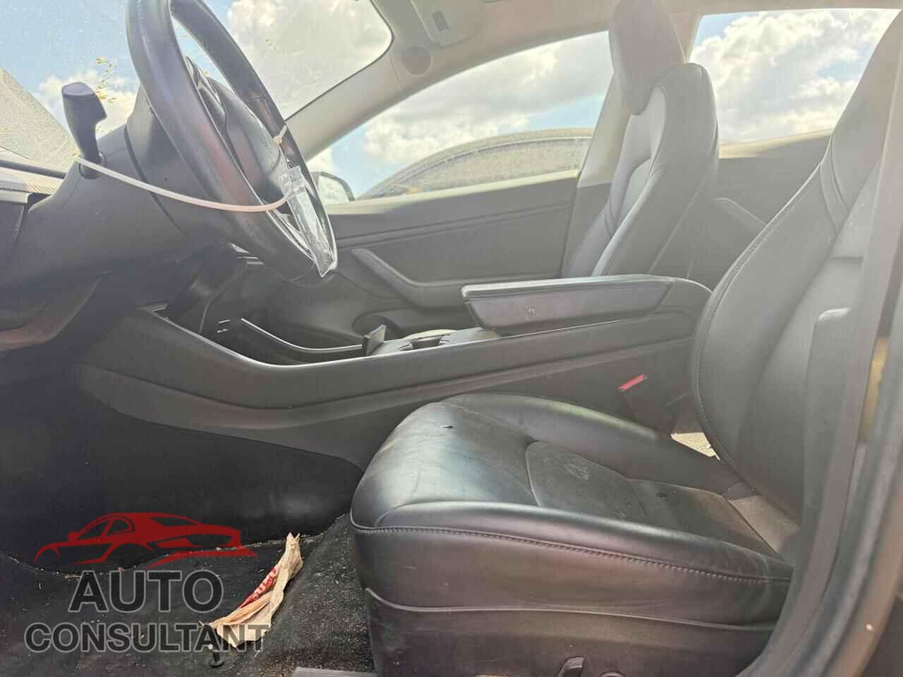TESLA MODEL 3 2018 - 5YJ3E1EA4JF034371