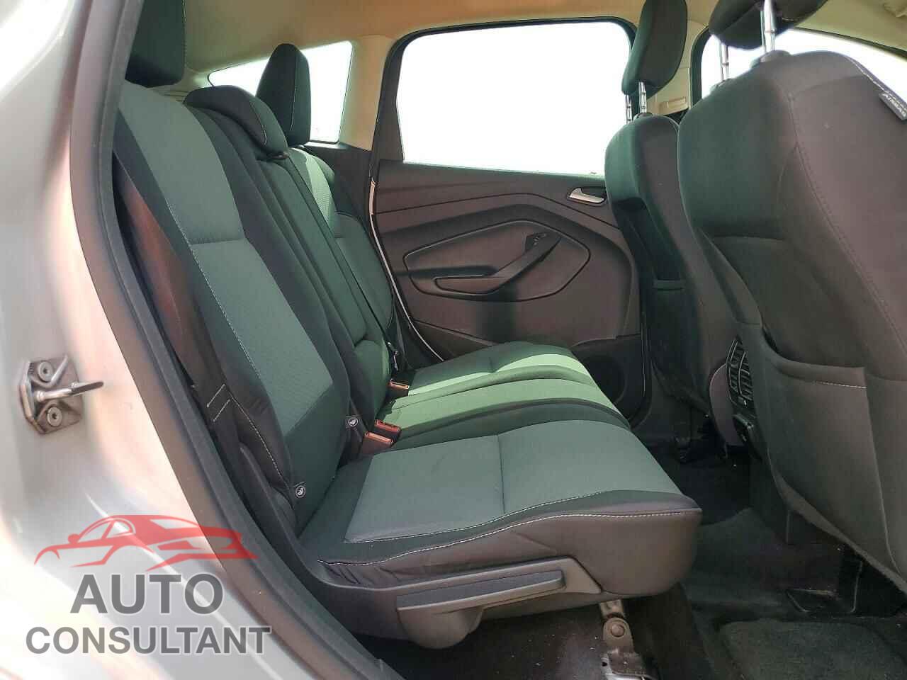 FORD CMAX 2018 - 1FADP5AU1JL101596