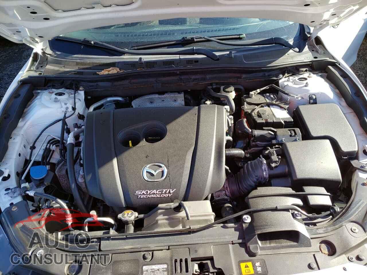 MAZDA 3 2016 - JM1BM1X34G1293960