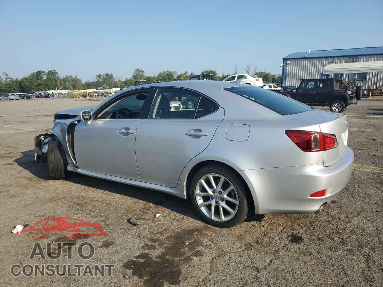 LEXUS IS 2012 - JTHCF5C29C5060323