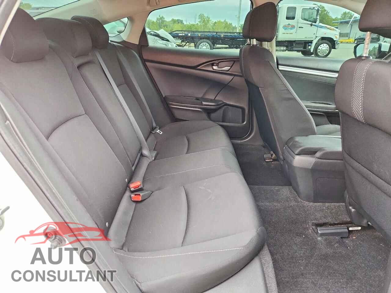 HONDA CIVIC 2017 - 19XFC2F70HE210554