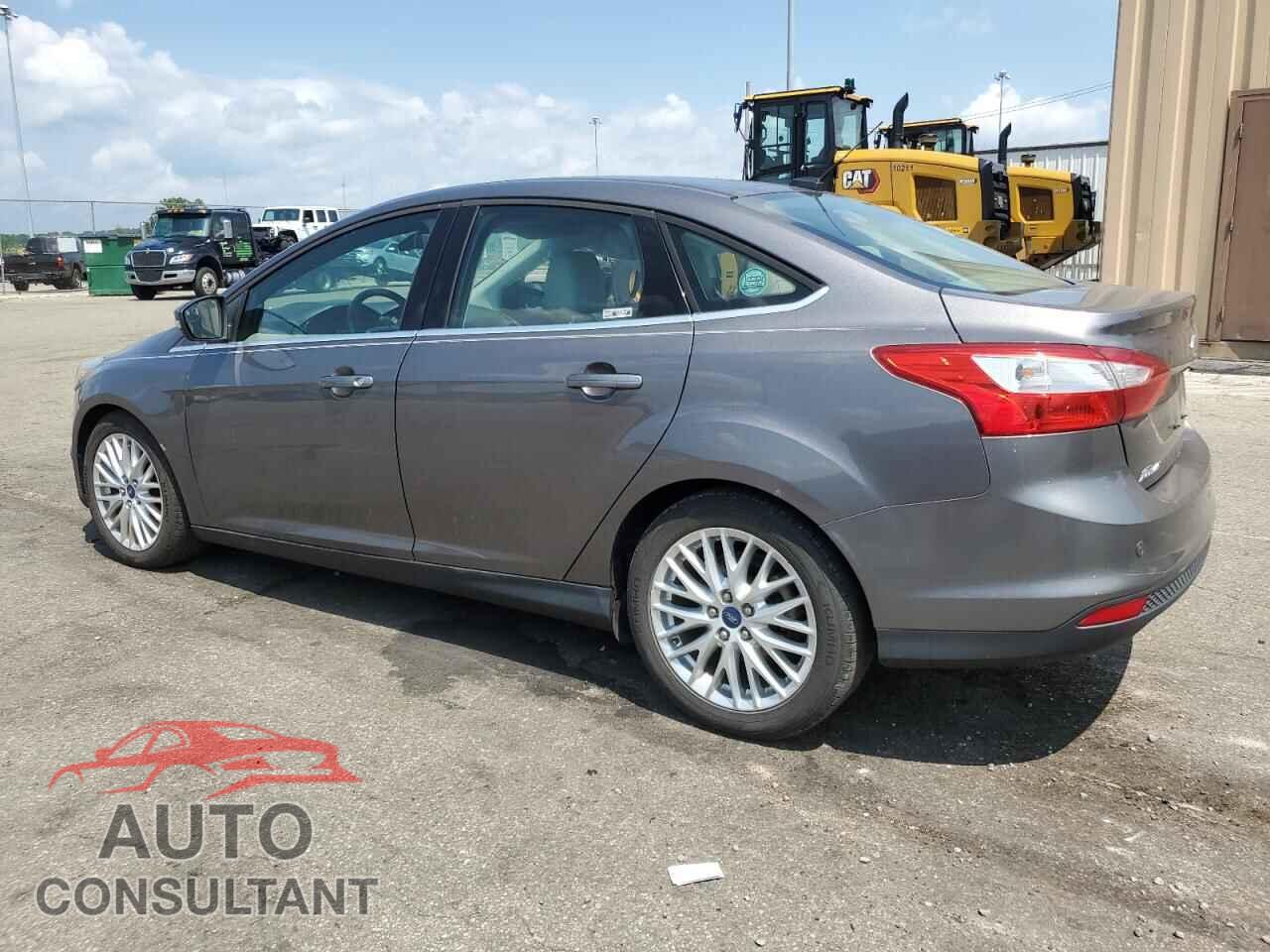 FORD FOCUS 2012 - 1FAHP3H21CL272085