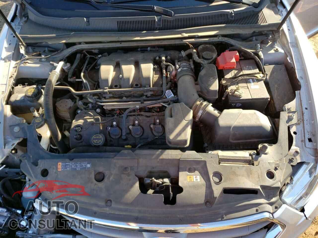 FORD TAURUS 2017 - 1FAHP2E85HG137548