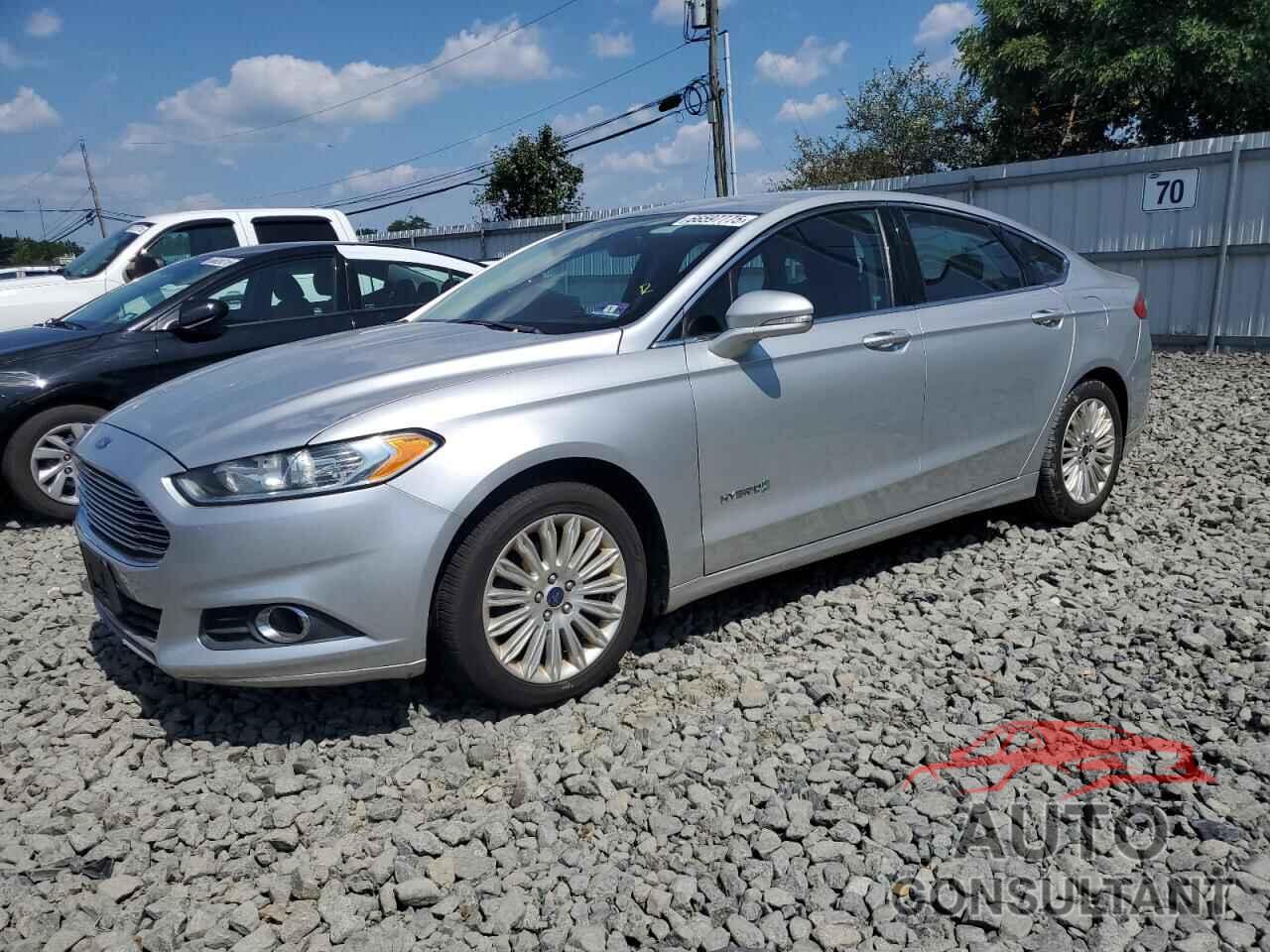 FORD FUSION 2013 - 3FA6P0LU9DR217546