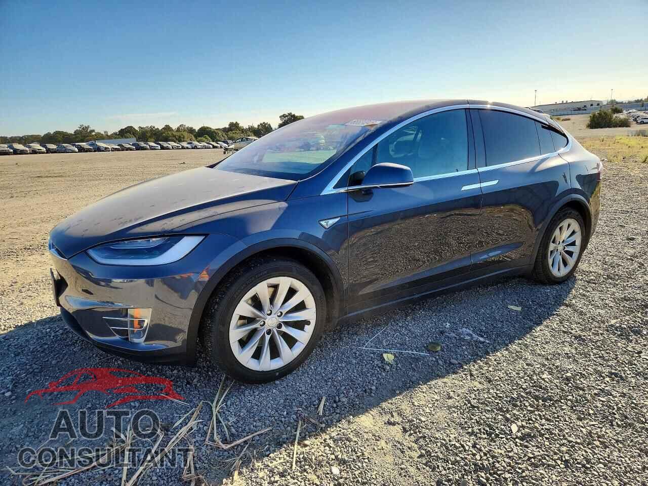 TESLA MODEL X 2016 - 5YJXCAE25GF001792
