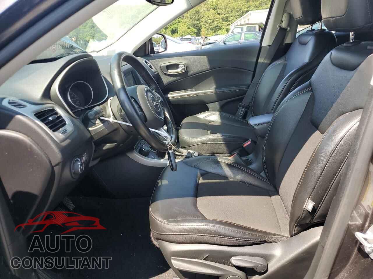 JEEP COMPASS 2020 - 3C4NJDBB6LT209579