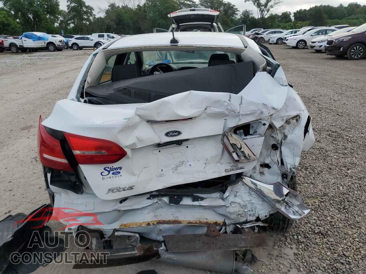 FORD FOCUS 2016 - 1FADP3F23GL247633